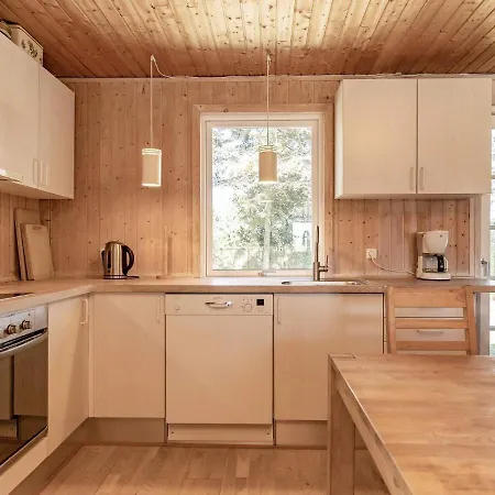 8 Person In L Kken Holiday home Lokken