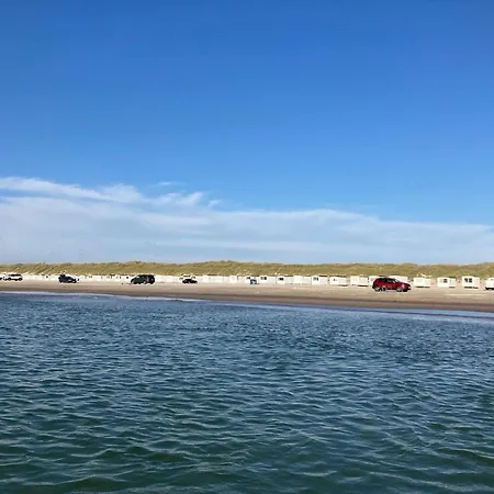 Сasa de vacaciones 8 Person In *